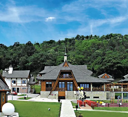 Etno Complex Vrdnicka Kula Hotel 4*