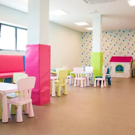 Etno Complex Vrdnicka Kula 4*